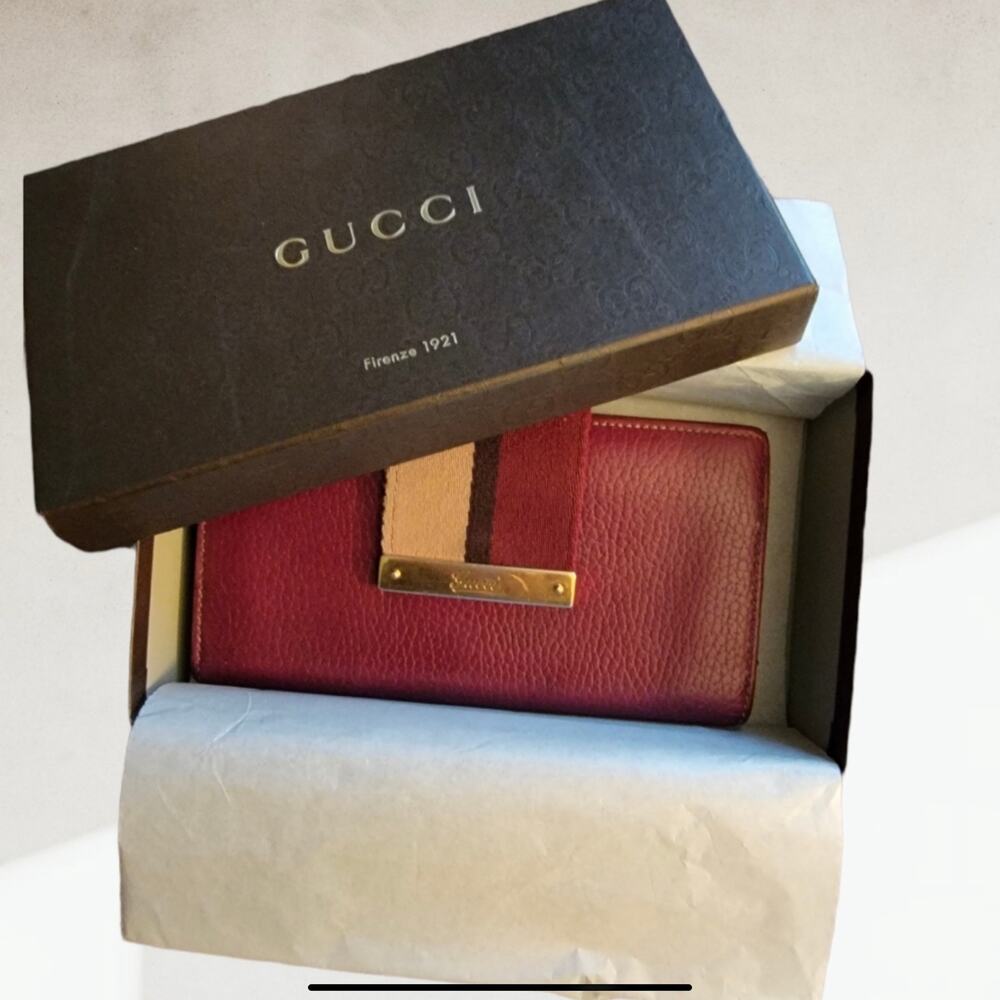 Authentic Gucci long wallet